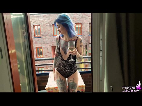 ❤️ Ачык асмандын астында ышкынып, ышкырып жаткан зор кыз ❤ Порно боюнча бизде ️❤